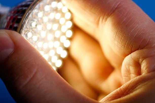 Bienfaits des LED : au tour de votre peau de briller !